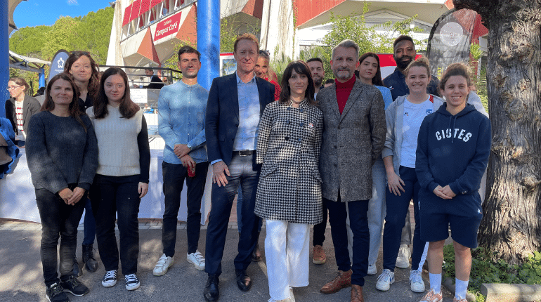 La Métropole et le Crous distribuent des protections périodiques réutilisables aux étudiantes : Célia Serrano (Hérault tribune 21 novembre 2023)